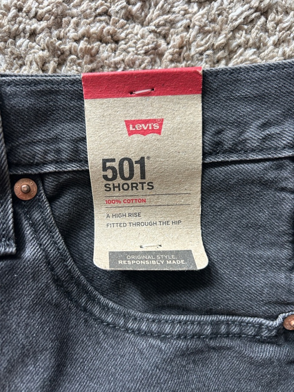 Levi's Women's 501 Original Shorts - Black 28 - Picture 9 of 9